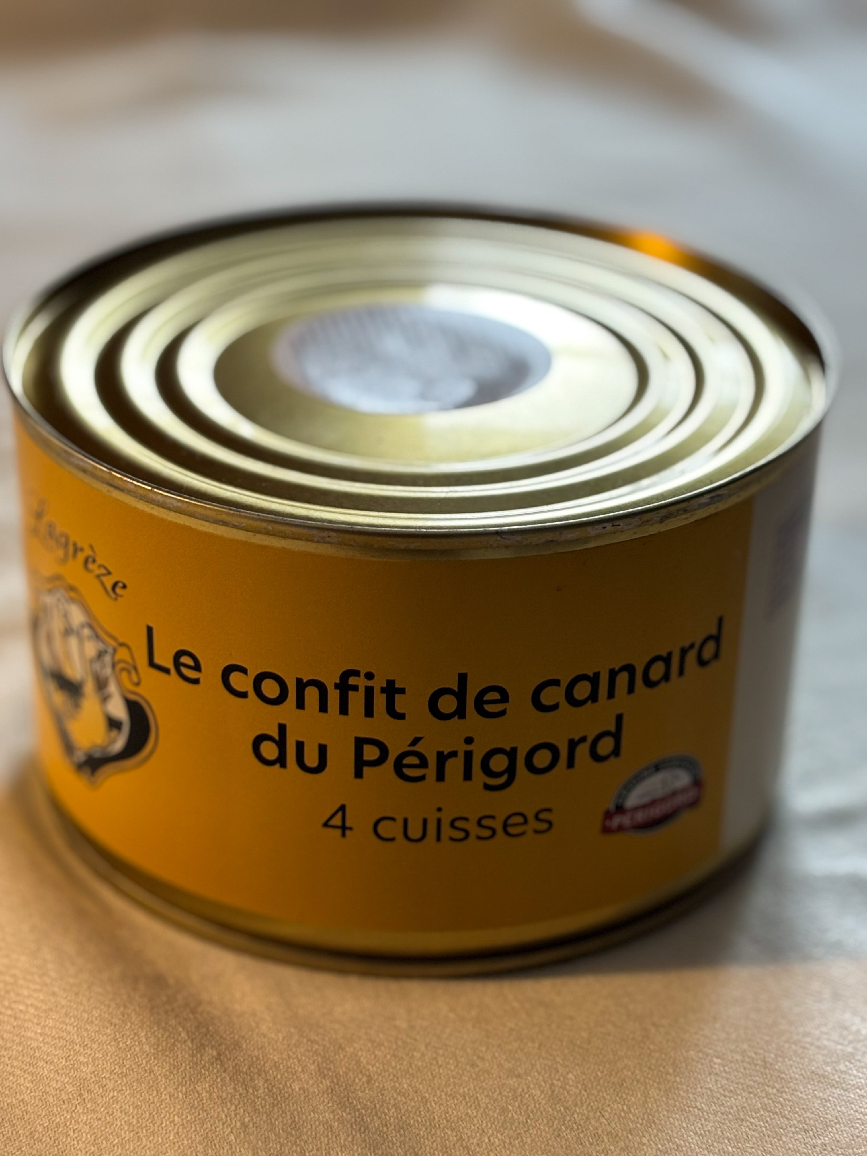 Ankankoipia confit Perigordin alueelta 4 KPL – 1350 g